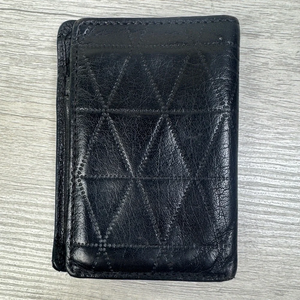 Oakley Vintage Bifold Leather Wallet OS Slim Black Quilted Red Stitching Logo